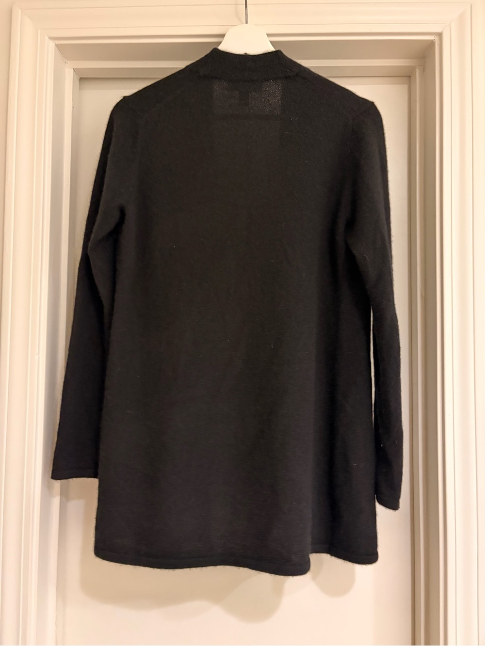 100% Cashmere Cardigan - Picture 3 of 3